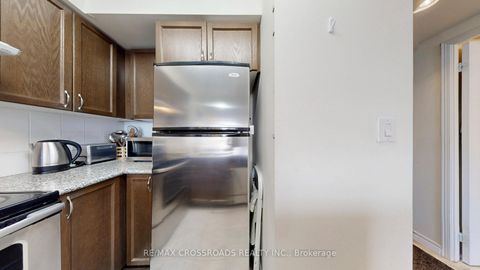 Photo 21 at 702 - 35 Hollywood Avenue, Willowdale East, Toronto