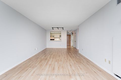 Photo 10 at 3312 - 7 CONCORDE Place, Don Mills, Toronto