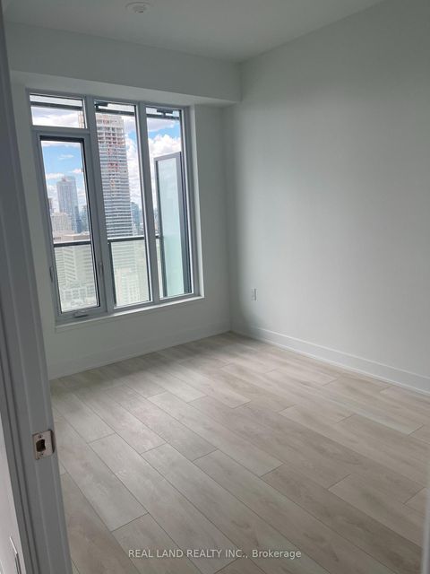 Photo 7 at 3510 - 575 Bloor Street E, North St. James Town, Toronto