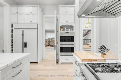 Photo 10 at 2600 17th Sideroad, King City, King