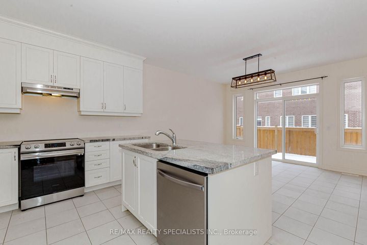 Photo 14 at 74 Clockwork Drive, Northwest Brampton, Brampton