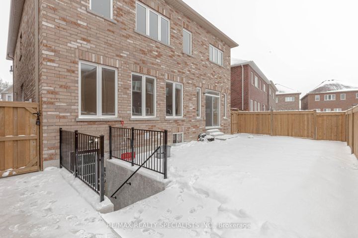 Photo 30 at 74 Clockwork Drive, Northwest Brampton, Brampton