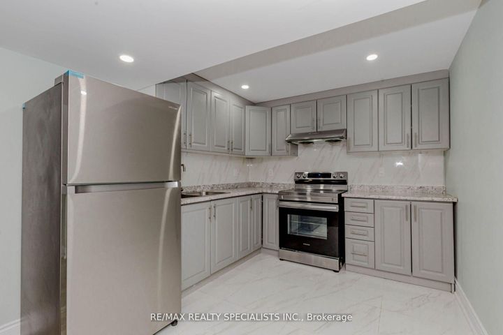 Photo 36 at 74 Clockwork Drive, Northwest Brampton, Brampton