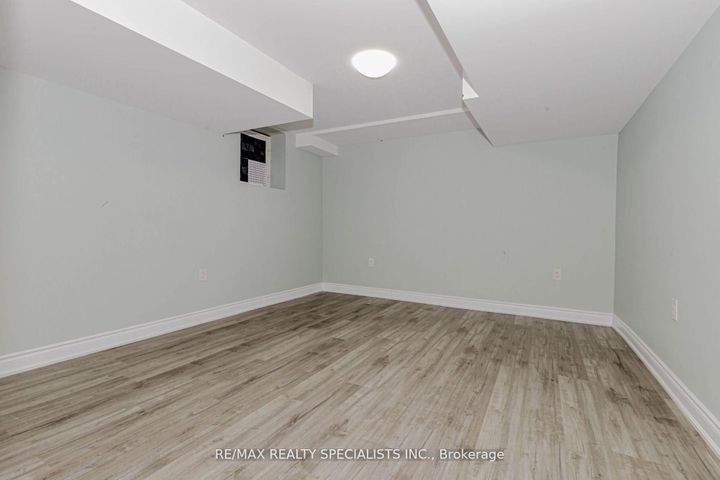 Photo 39 at 74 Clockwork Drive, Northwest Brampton, Brampton