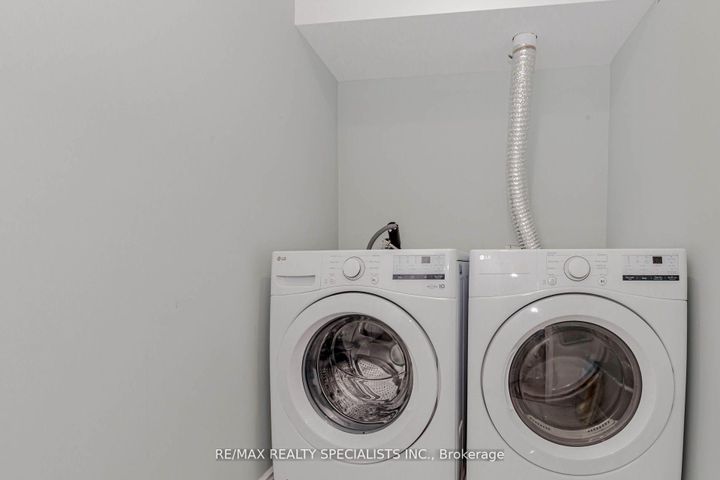 Photo 43 at 74 Clockwork Drive, Northwest Brampton, Brampton