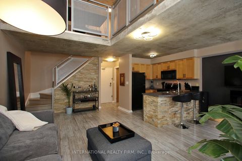 Photo 3 at 408 - 800 King Street W, Niagara, Toronto