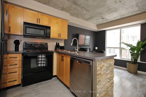 Photo 9 at 408 - 800 King Street W, Niagara, Toronto