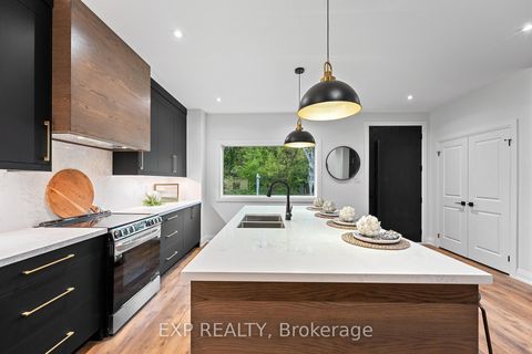 Photo 7 at 168 Berczy Street, Wellington, Barrie