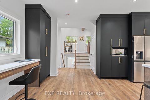 Photo 10 at 168 Berczy Street, Wellington, Barrie