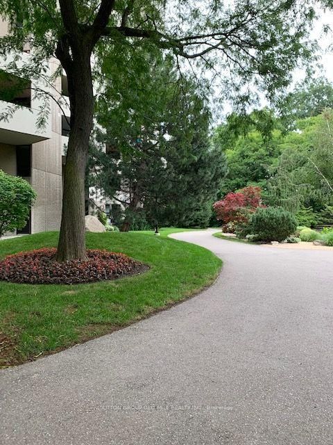 Photo 37 at PH2 - 284 Mill Road, Markland Wood, Toronto