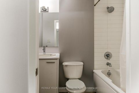 Photo 7 at 304 - 569 King Street E, Moss Park, Toronto