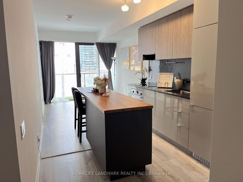 Photo 5 at 507 - 161 Roehampton Avenue, Mount Pleasant West, Toronto