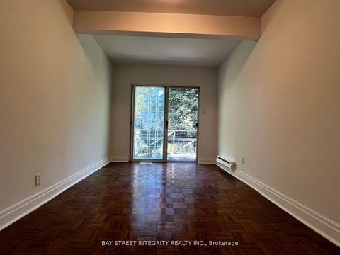 Photo 5 at 204 Greenfield Avenue, Willowdale East, Toronto