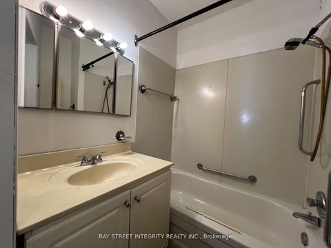 Photo 6 at 204 Greenfield Avenue, Willowdale East, Toronto