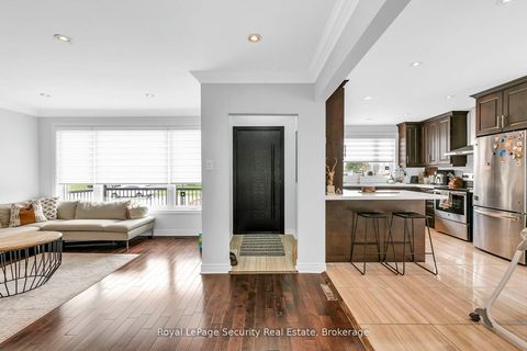 Photo 4 at 251 Thistle Down Boulevard, Beaumonde Heights, Toronto