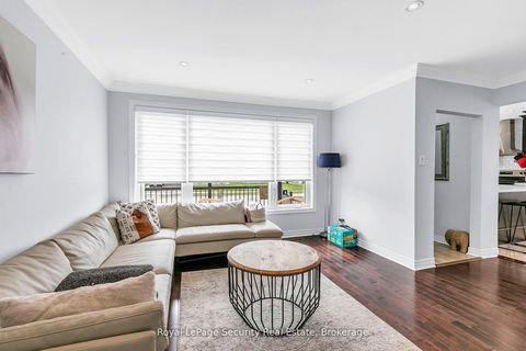 Photo 8 at 251 Thistle Down Boulevard, Beaumonde Heights, Toronto