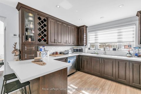 Photo 10 at 251 Thistle Down Boulevard, Beaumonde Heights, Toronto