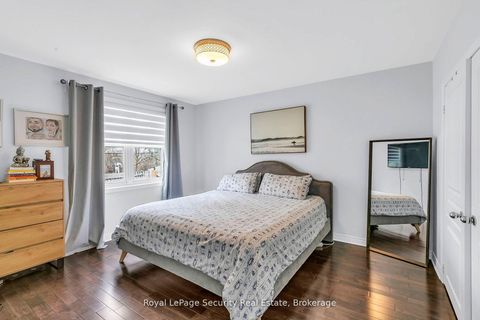 Photo 13 at 251 Thistle Down Boulevard, Beaumonde Heights, Toronto