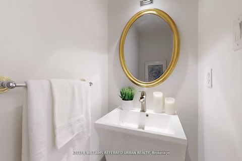 Photo 15 at 158 Walton Drive, Aurora Village, Aurora