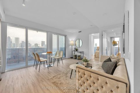 Photo 9 at 1905 - 55 Cooper Street, Waterfront Communities C8, Toronto