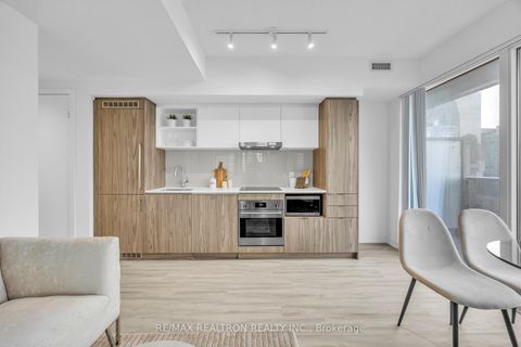 Photo 12 at 1905 - 55 Cooper Street, Waterfront Communities C8, Toronto