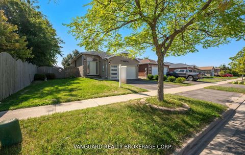 Photo 2 at 177 Sproule Drive, Edgehill Drive, Barrie