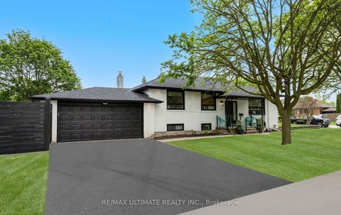 Photo 3 at 1 Arnham Road, Maryvale, Toronto