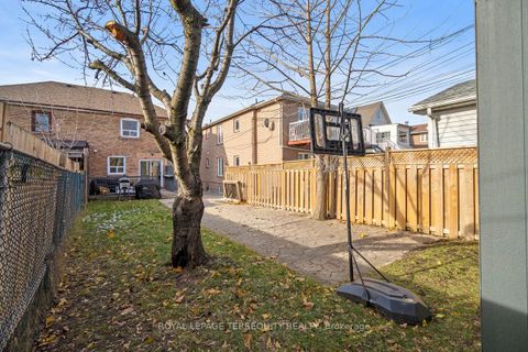 Photo 36 at 261 Blackthorn Avenue, Pellam Park, Toronto