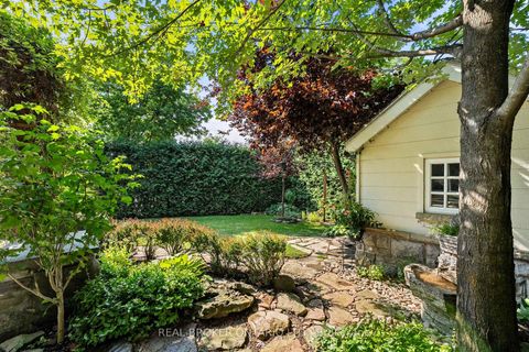 Photo 37 at 58 Calera Crescent, Sonoma Heights, Vaughan