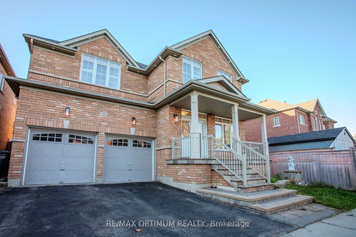 Photo 1 at 150 Lloyd Sanderson Drive, Credit Valley, Brampton