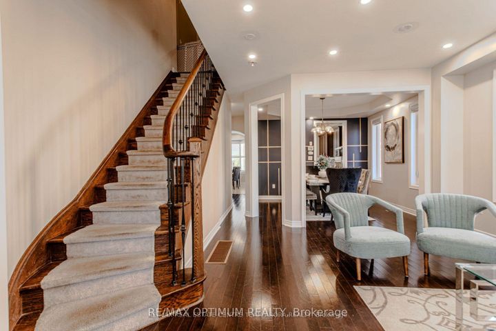 Photo 5 at 150 Lloyd Sanderson Drive, Credit Valley, Brampton