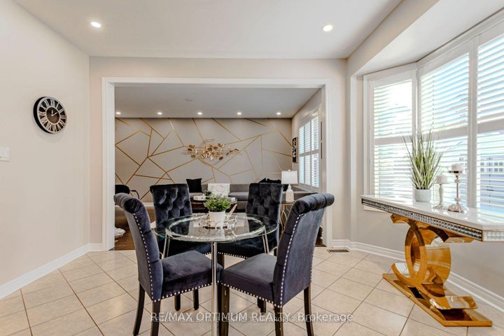 Photo 12 at 150 Lloyd Sanderson Drive, Credit Valley, Brampton