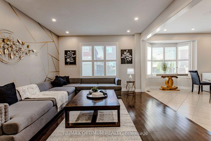 Photo 14 at 150 Lloyd Sanderson Drive, Credit Valley, Brampton