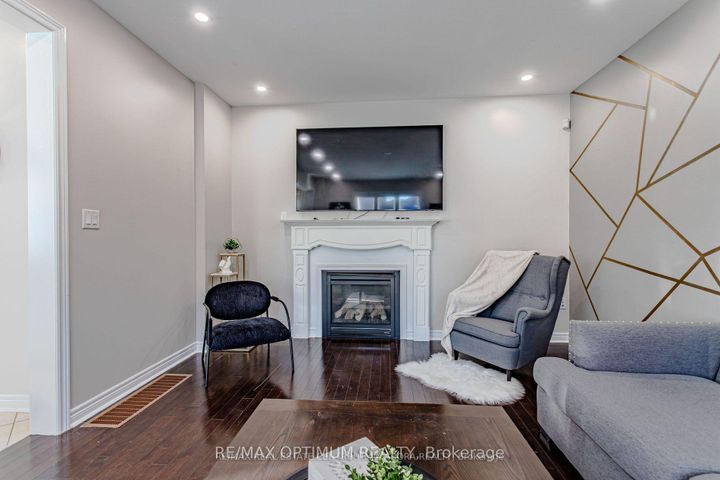 Photo 16 at 150 Lloyd Sanderson Drive, Credit Valley, Brampton