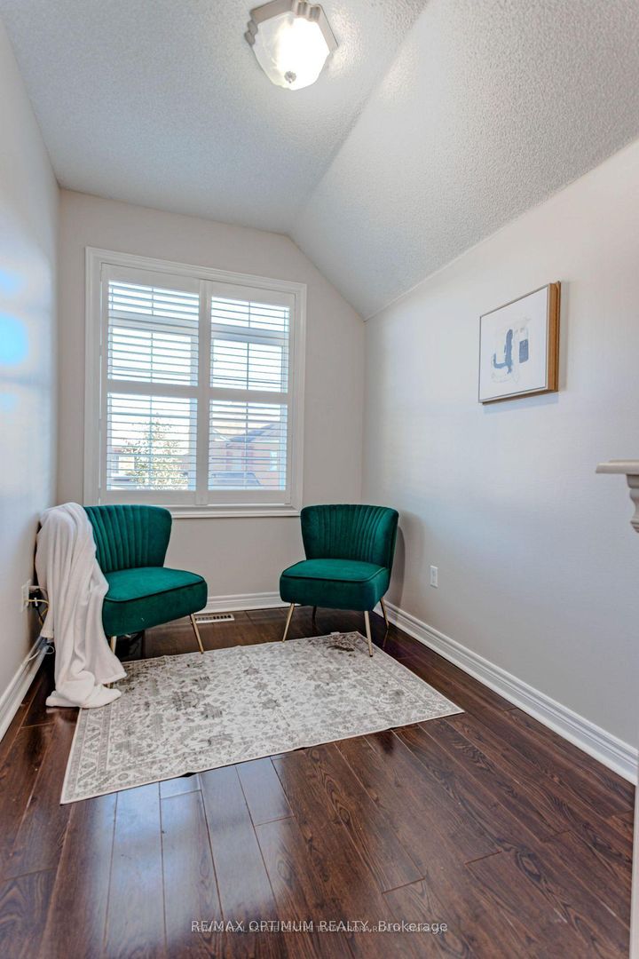 Photo 19 at 150 Lloyd Sanderson Drive, Credit Valley, Brampton