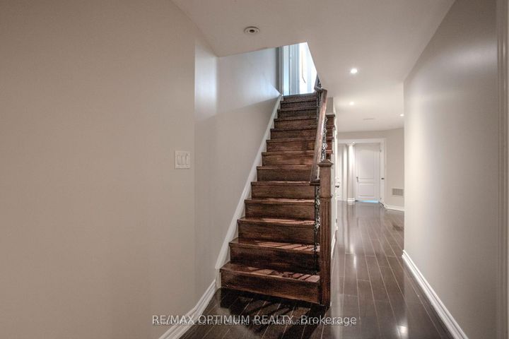 Photo 35 at 150 Lloyd Sanderson Drive, Credit Valley, Brampton