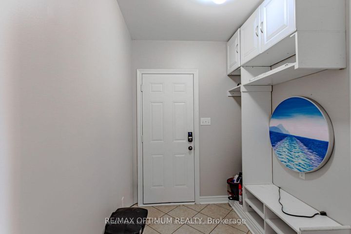 Photo 36 at 150 Lloyd Sanderson Drive, Credit Valley, Brampton