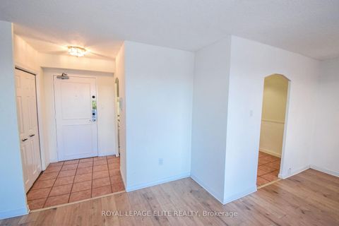 Photo 3 at 302 - 362 THE EAST MALL W, City Centre West, Toronto