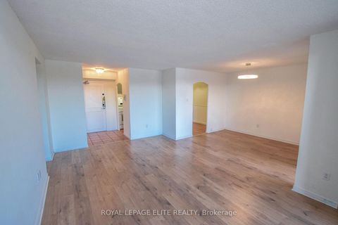 Photo 6 at 302 - 362 THE EAST MALL W, City Centre West, Toronto