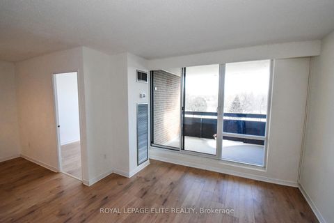 Photo 10 at 302 - 362 THE EAST MALL W, City Centre West, Toronto