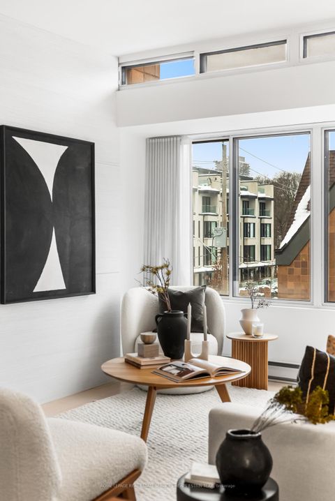 Photo 7 at 337 - 40 Oaklands Avenue, St. Clair, Toronto