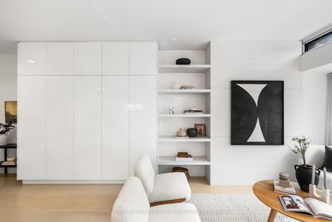 Photo 10 at 337 - 40 Oaklands Avenue, St. Clair, Toronto