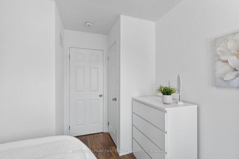 Photo 19 at 2609 Deputy Minister Path, Windfields, Oshawa