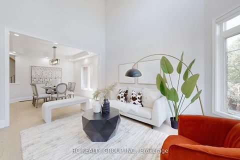 Photo 3 at 47 Medoc Place, Patterson, Vaughan