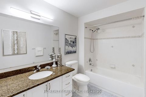 Photo 16 at 47 Medoc Place, Patterson, Vaughan