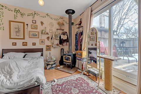 Photo 17 at 258 Brunswick Avenue, University, Toronto