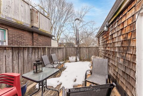 Photo 18 at 258 Brunswick Avenue, University, Toronto