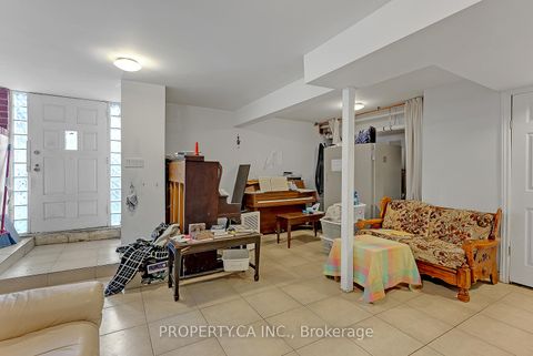 Photo 28 at 258 Brunswick Avenue, University, Toronto