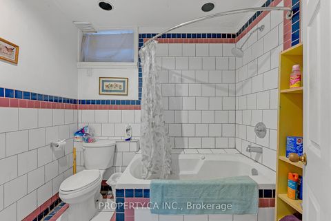 Photo 30 at 258 Brunswick Avenue, University, Toronto