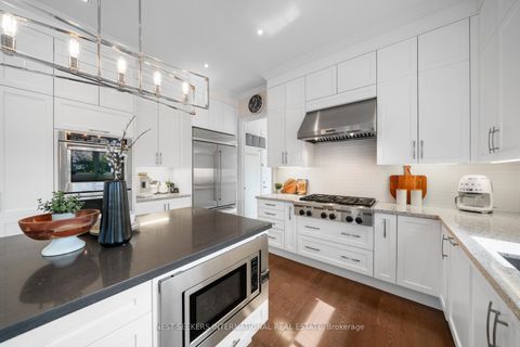 Photo 6 at 9 Larkin Avenue, Nobleton, King